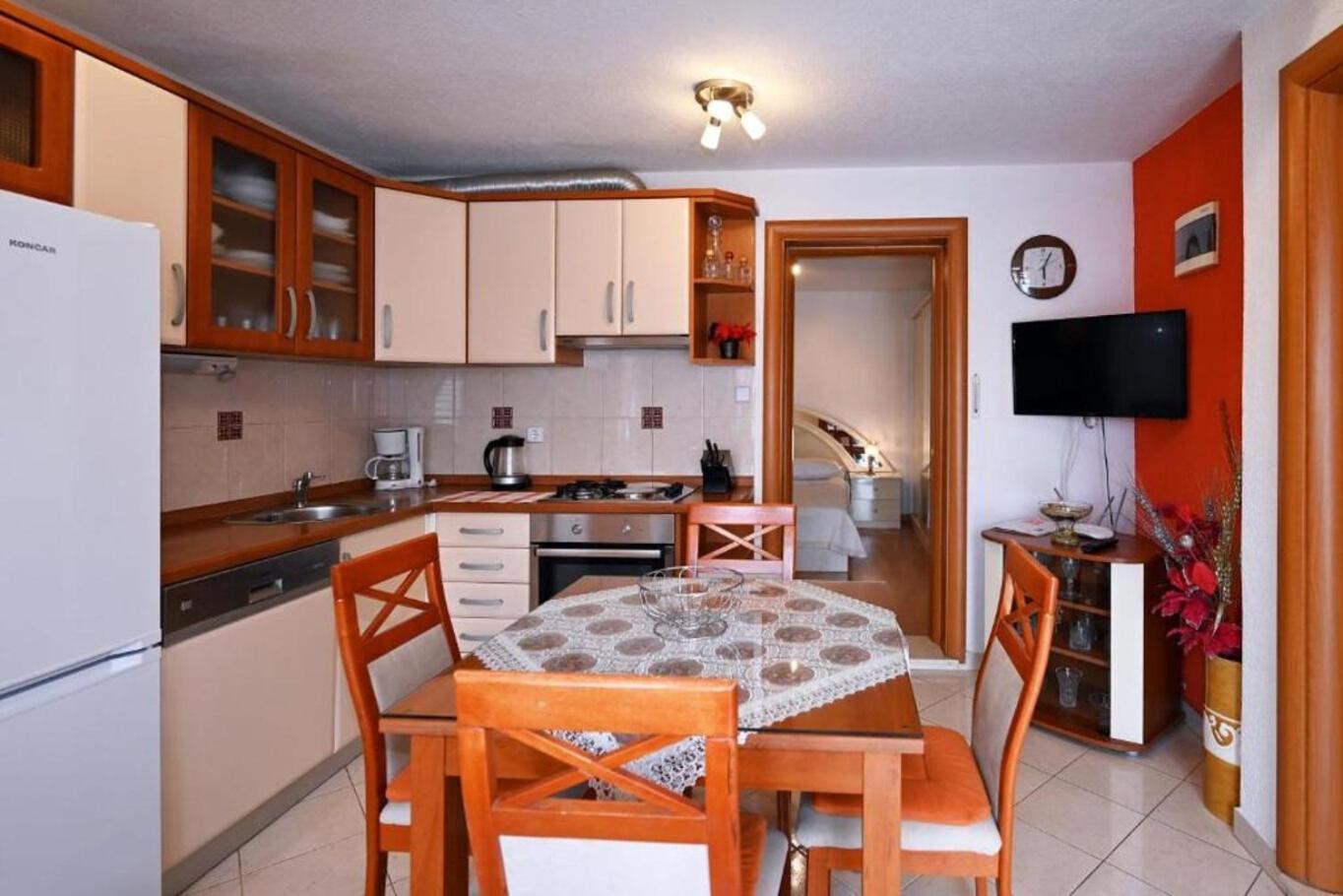 Apartment Mihovilovic Slatine Eksteriør billede