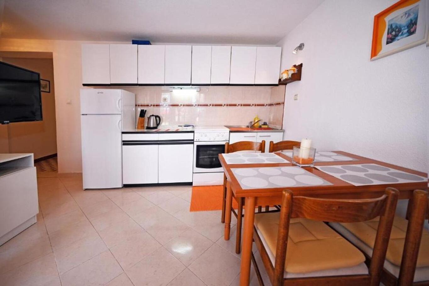 Apartment Mihovilovic Slatine Eksteriør billede